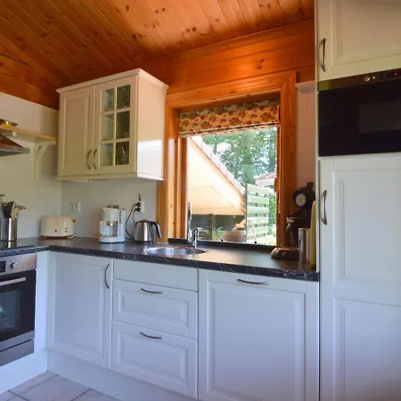 Finnish Bungalow With Garden, A Modern Bathroom, Near Harderwijk, Veluwe Casa de Férias Hulshorst