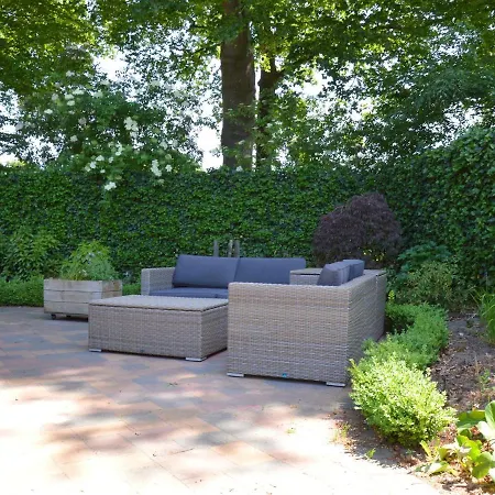 Finnish Bungalow With Garden, A Modern Bathroom, Near Harderwijk, Veluwe *