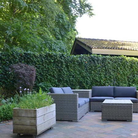 Finnish Bungalow With Garden, A Modern Bathroom, Near Harderwijk, Veluwe Hulshorst